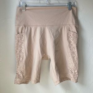 Aerie Move Lasercut High Waisted Bike Short // Size Xl